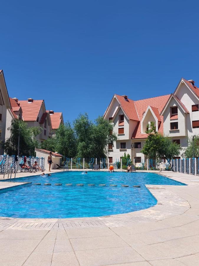 Ifrane Apartment With Swimming Pool Exterior photo